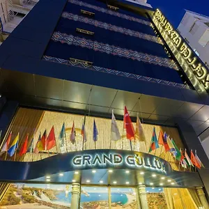 Grand Gulluk & Center فندق