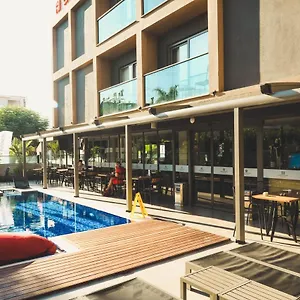 Laren Sea Side فندق